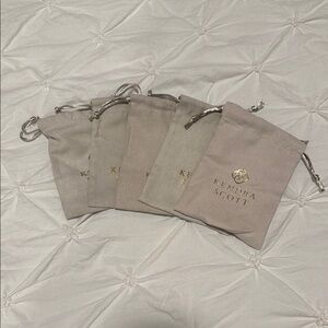 Kendra Scott Gray Pouch Set